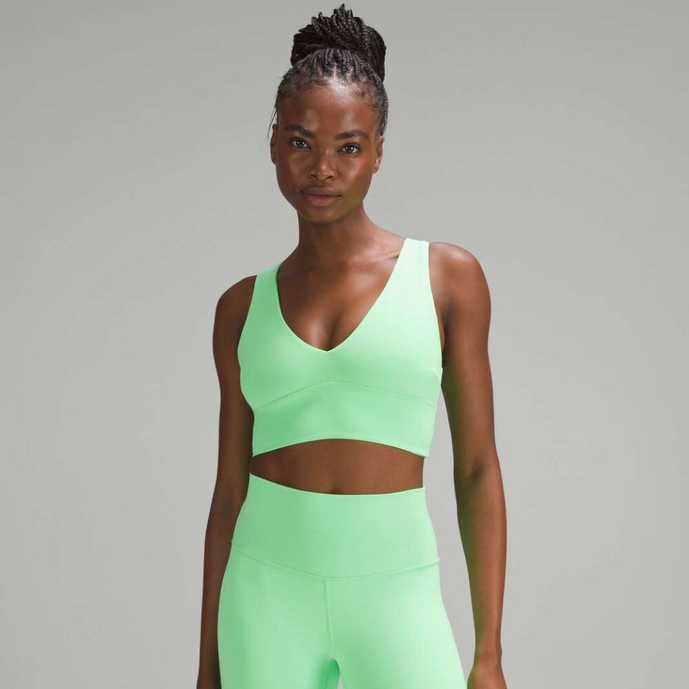 NWT Lululemon Align V-Neck Bra - Pistachio